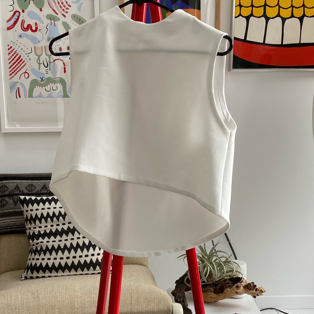 Kaarem White Wind Chime Raised Collar Top